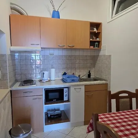 Dinko Apartmán Podstrana